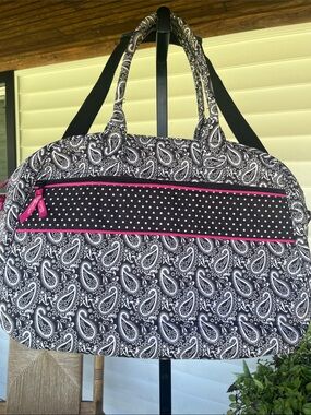 Pampered Chef Black Paisley Travel Tote with Pink Trim purse carry all